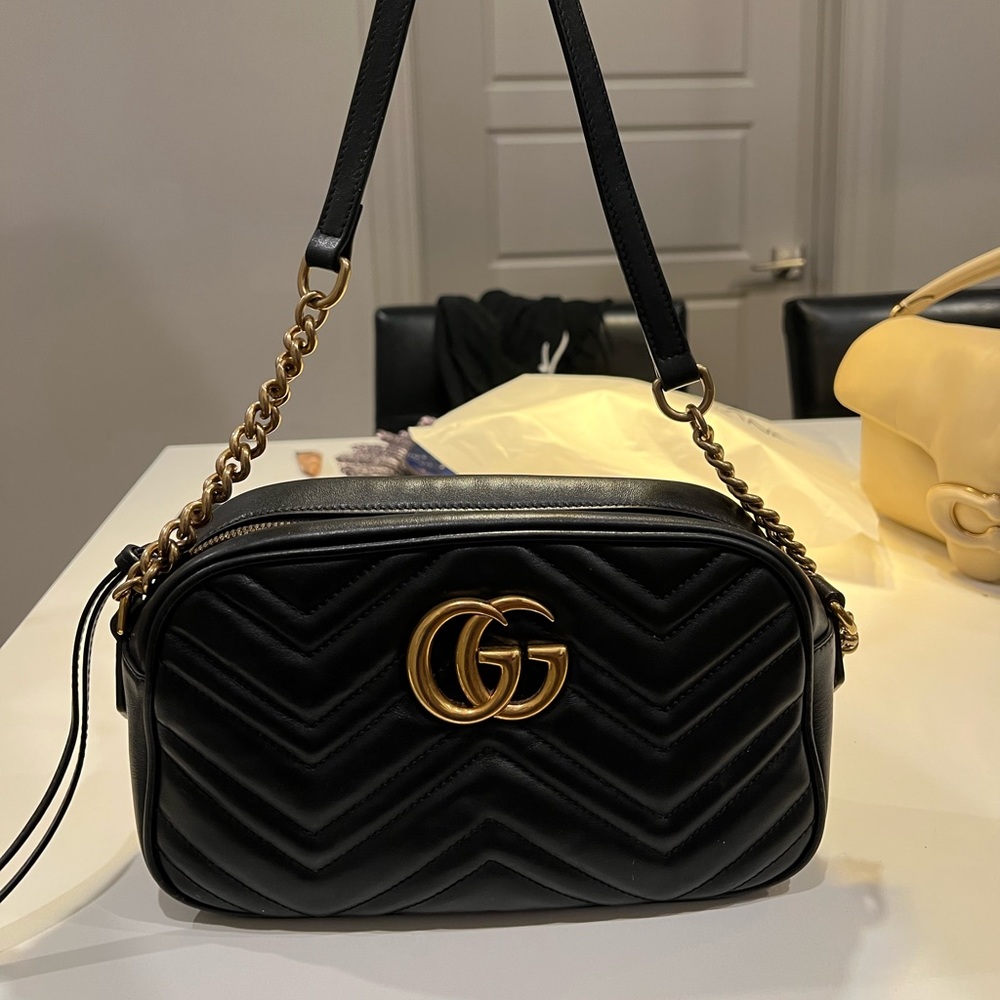 Gucci Black Leather GG Marmont Small Matelassé Shoulder Bag